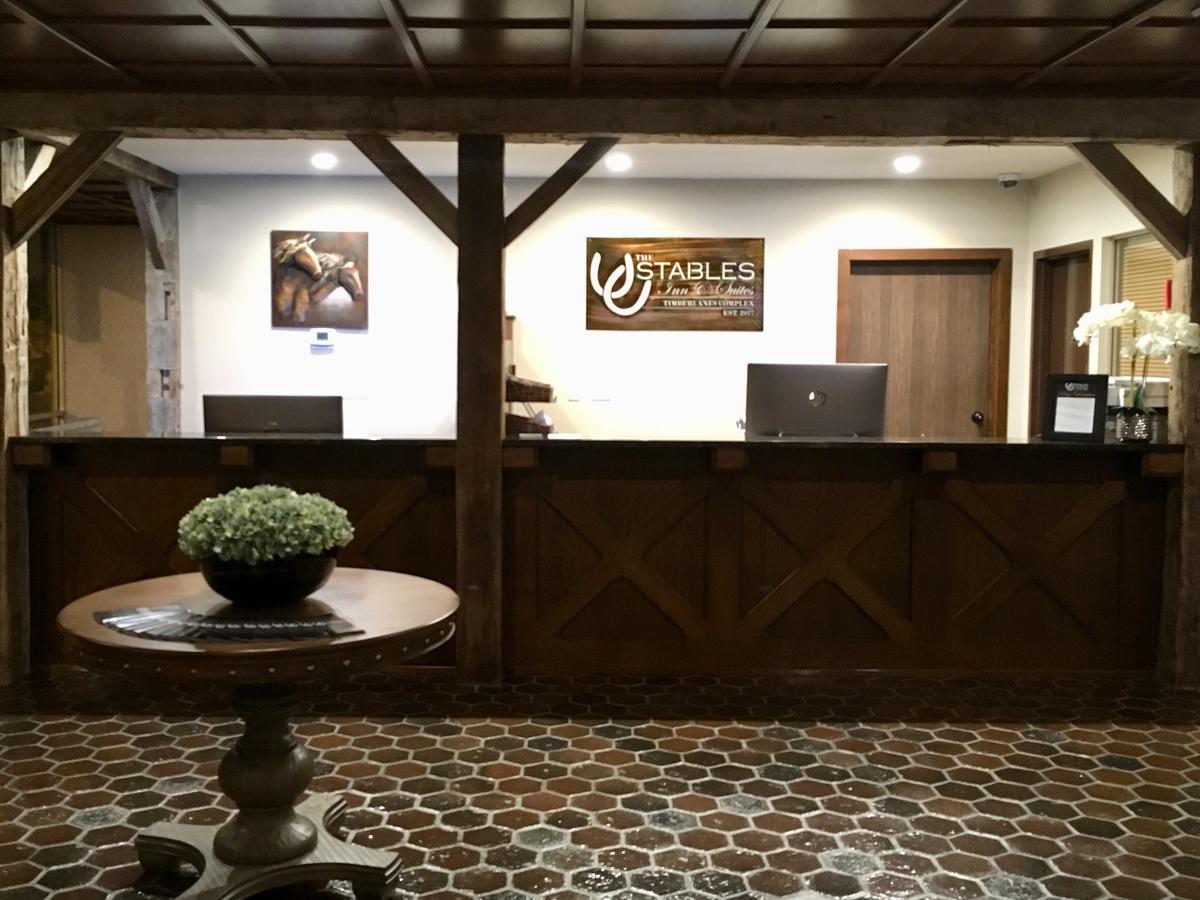 The Stables Inn & Suites Salem ภายนอก รูปภาพ