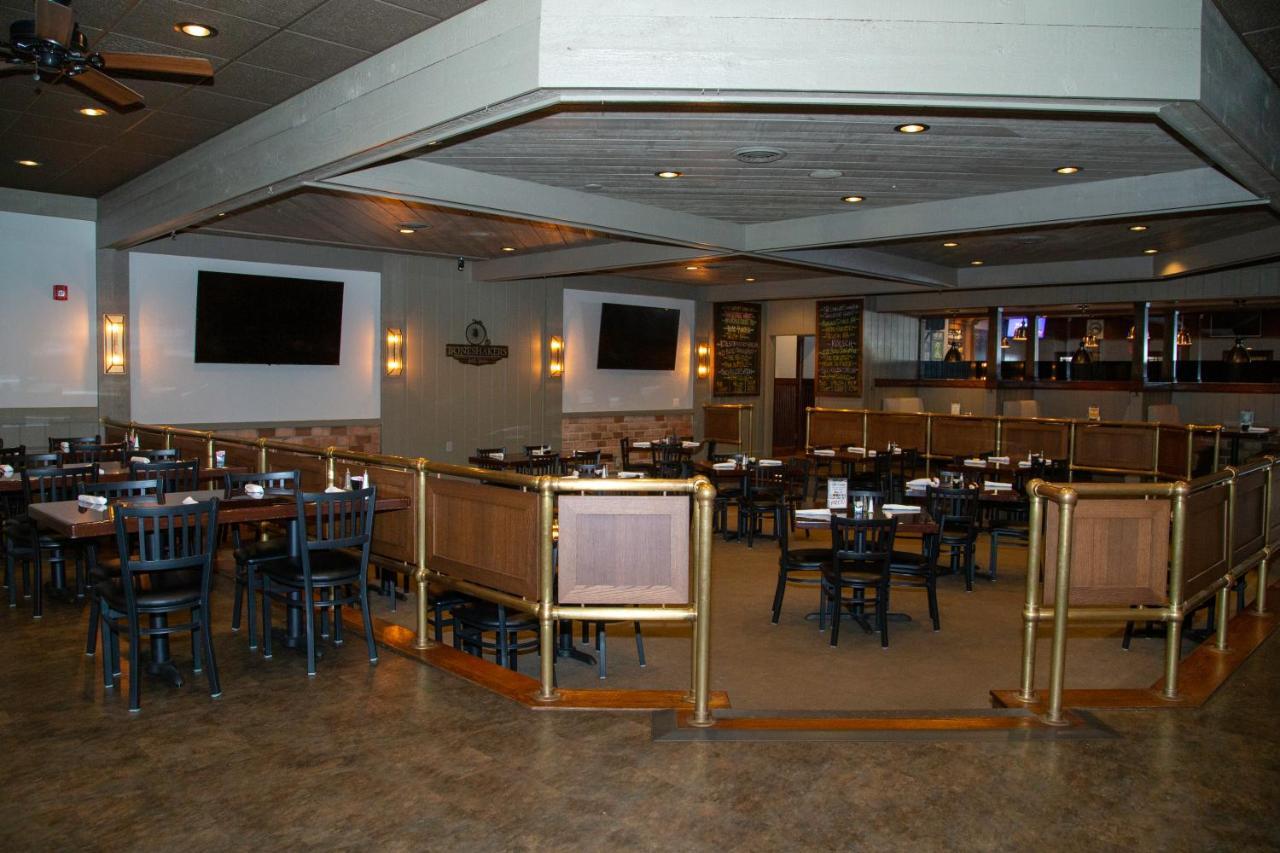 The Stables Inn & Suites Salem ภายนอก รูปภาพ