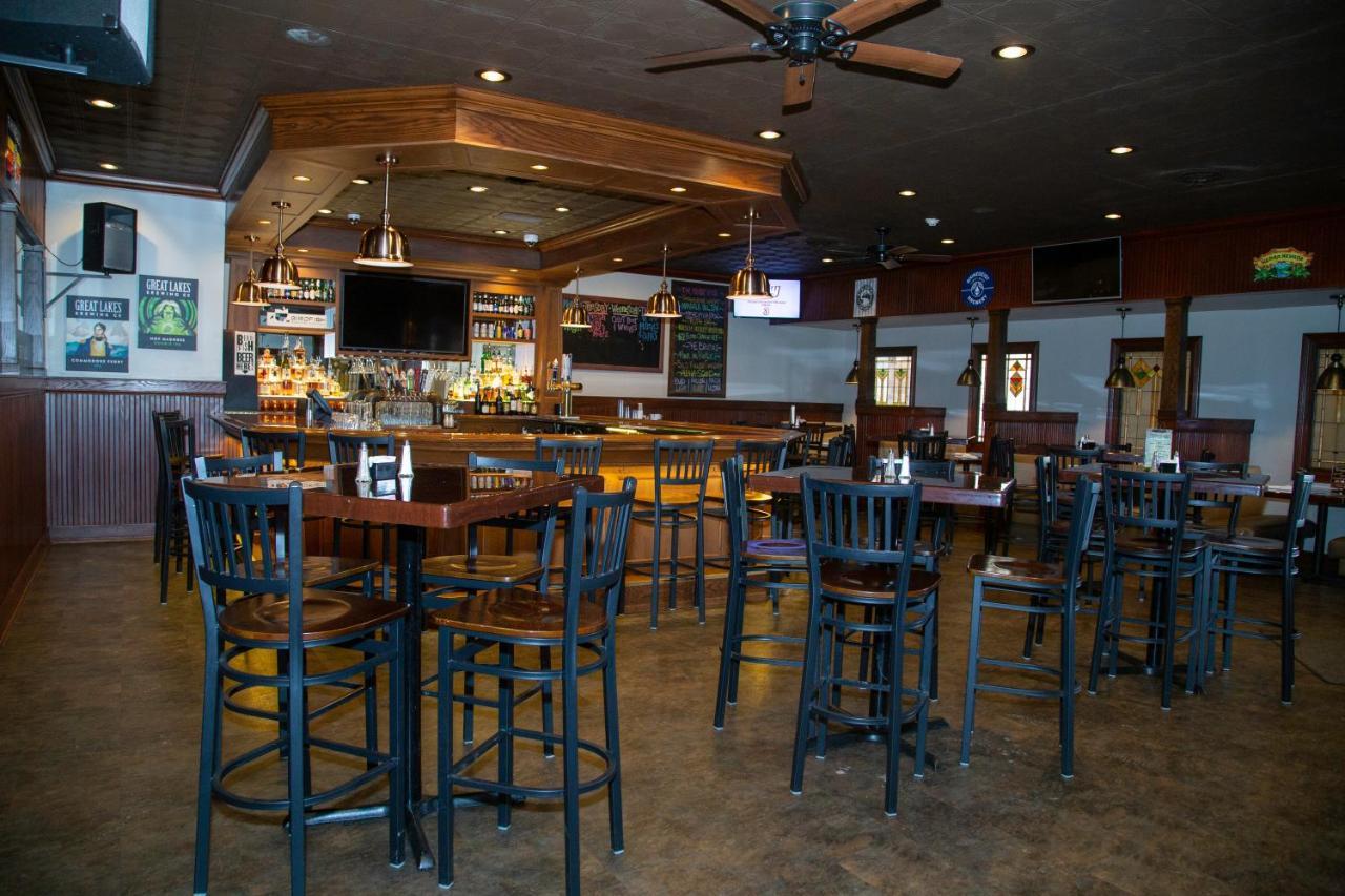 The Stables Inn & Suites Salem ภายนอก รูปภาพ