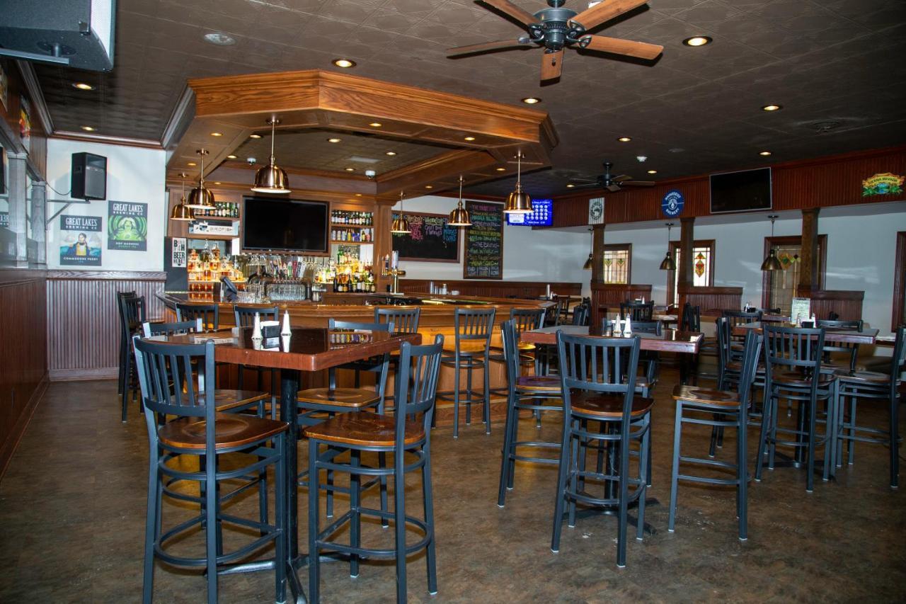 The Stables Inn & Suites Salem ภายนอก รูปภาพ